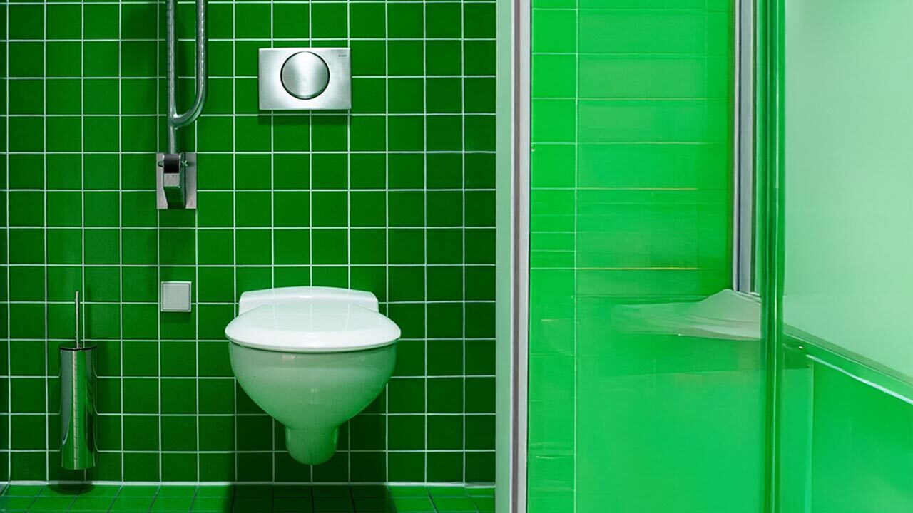 איך מתקנים נזילה מהניאגרה לאסלה